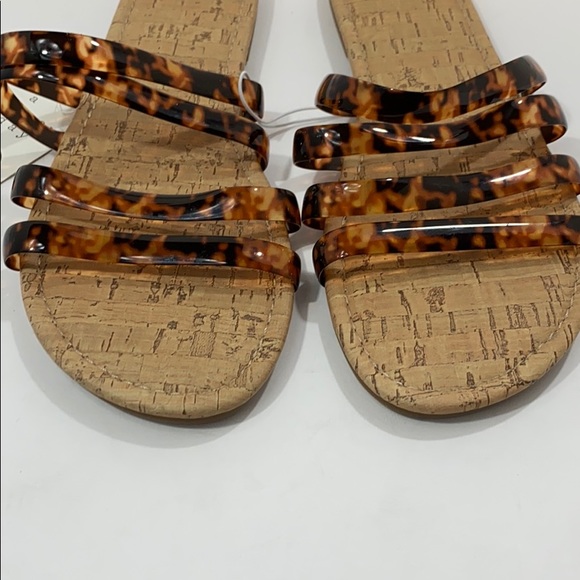 A new day avie strappy slide animal sandals 8.5 - Picture 3 of 6